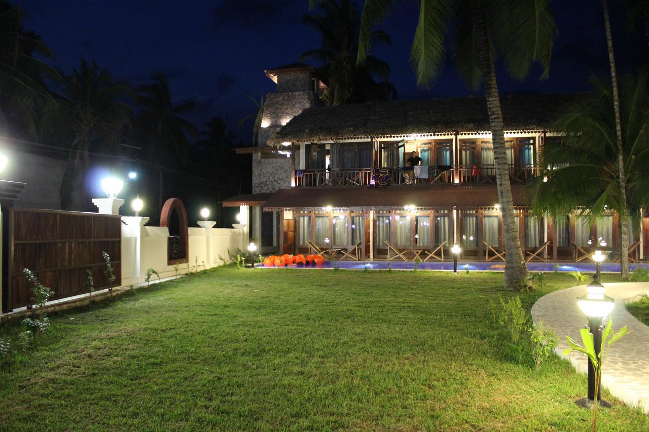 Symphony Summer Sands Beach Resort And Spa Ram Nagar Extérieur photo