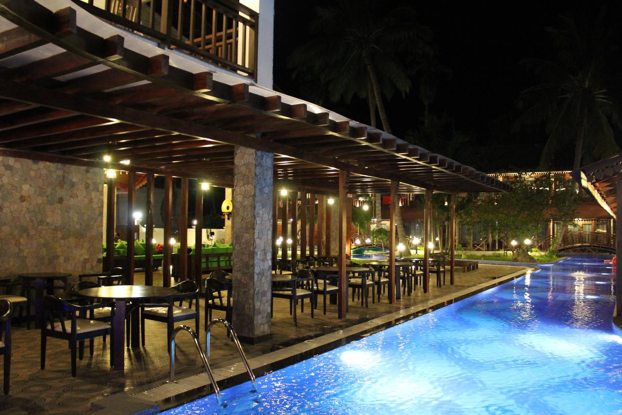 Symphony Summer Sands Beach Resort And Spa Ram Nagar Extérieur photo