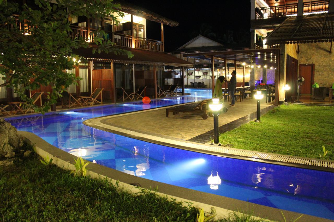 Symphony Summer Sands Beach Resort And Spa Ram Nagar Extérieur photo