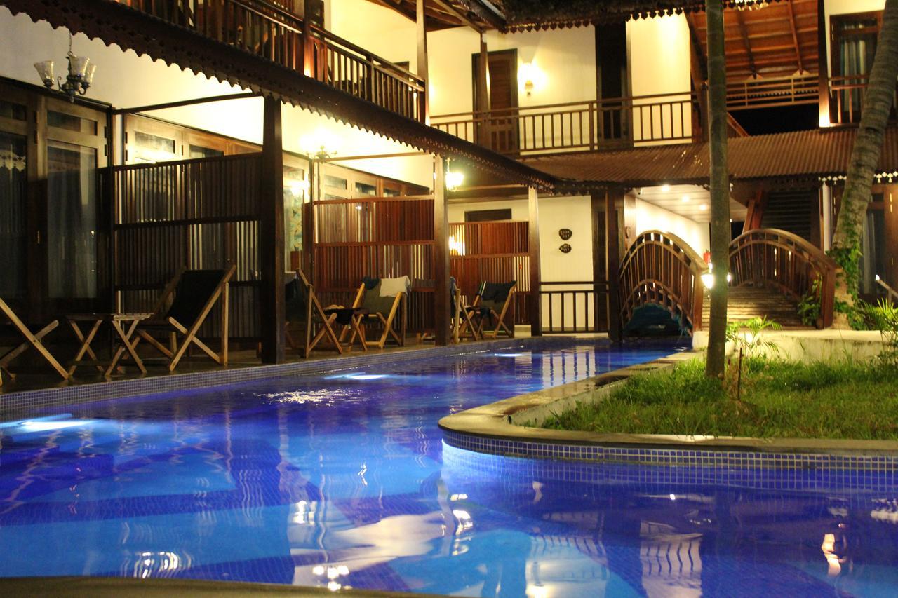 Symphony Summer Sands Beach Resort And Spa Ram Nagar Extérieur photo