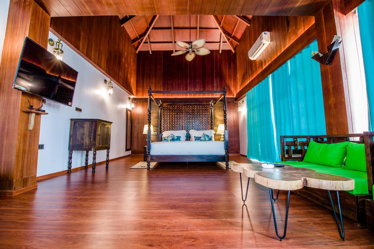 Symphony Summer Sands Beach Resort And Spa Ram Nagar Extérieur photo